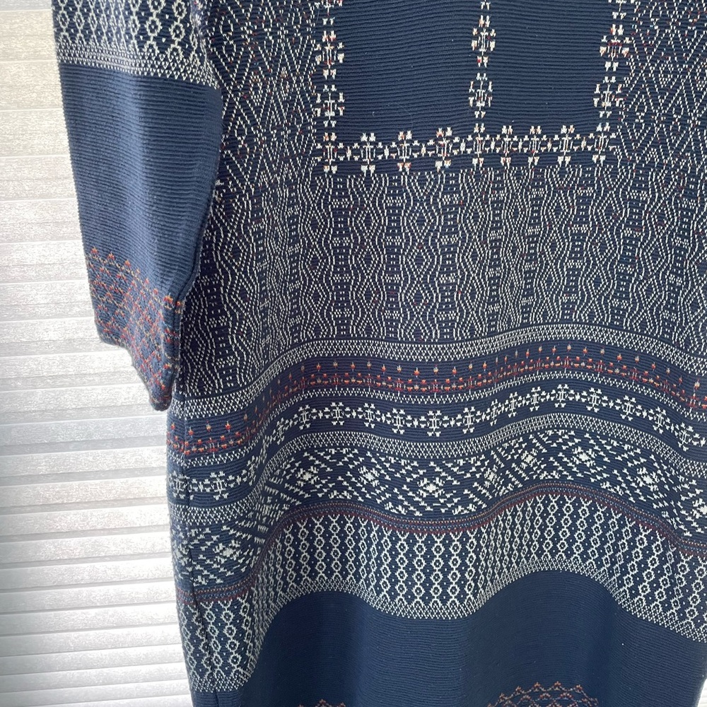 BGBG Blue Pattern shift dress size small